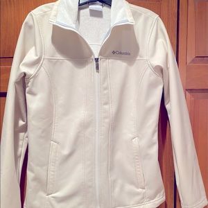 Women’s White Columbia jacket. Perfect condition. Size small